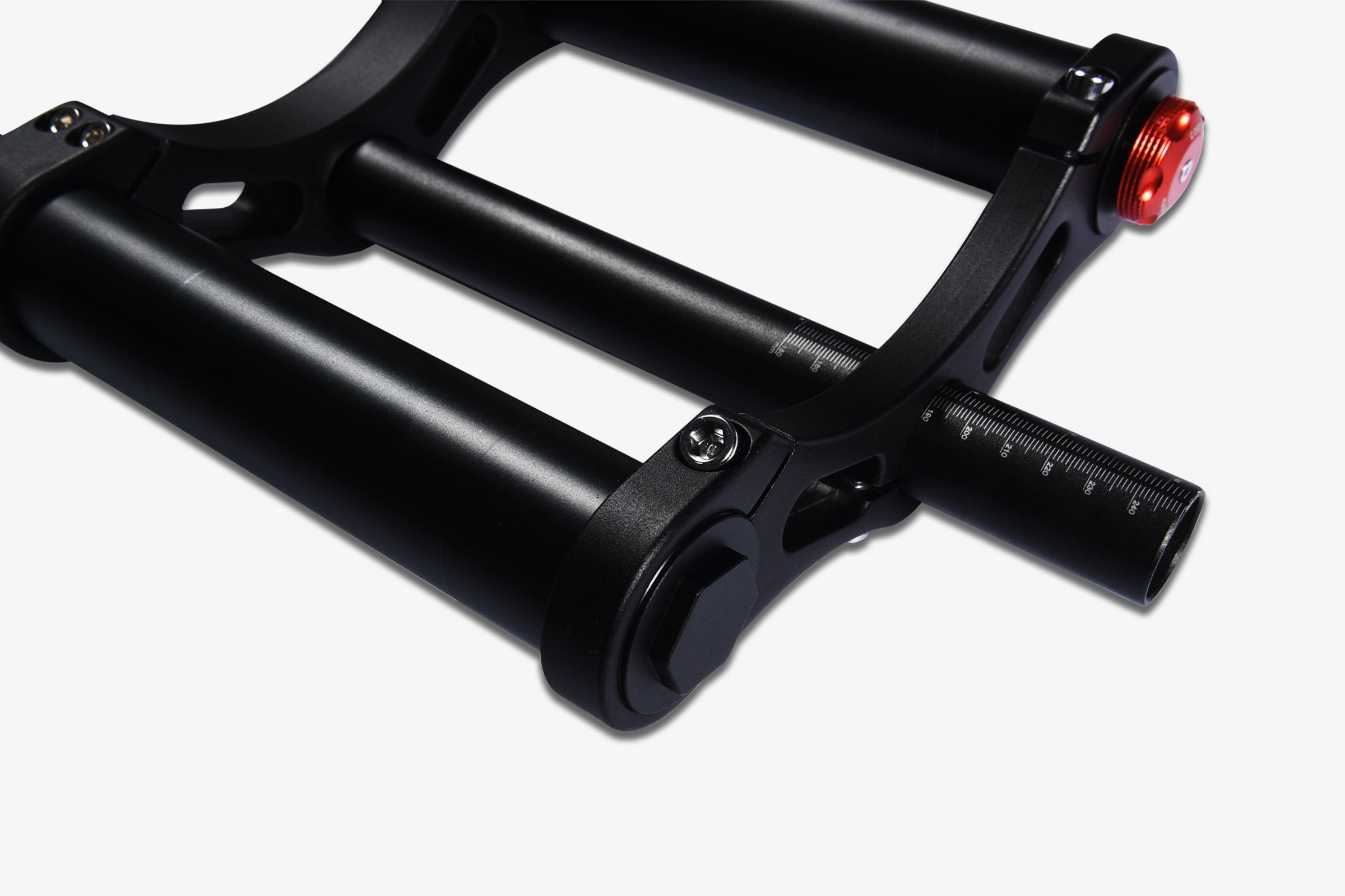 Regulowany hydrauliczny przedni widelec do M5 i M5 max